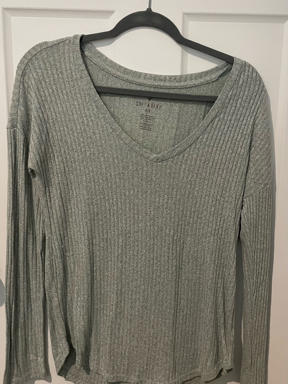 American Eagle Outfitters Ribbed V-Neck Long Sleeve Top - Mint